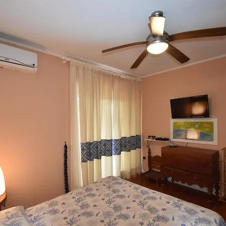 فيلة Le Ginestre Bagnaia (Livorno)