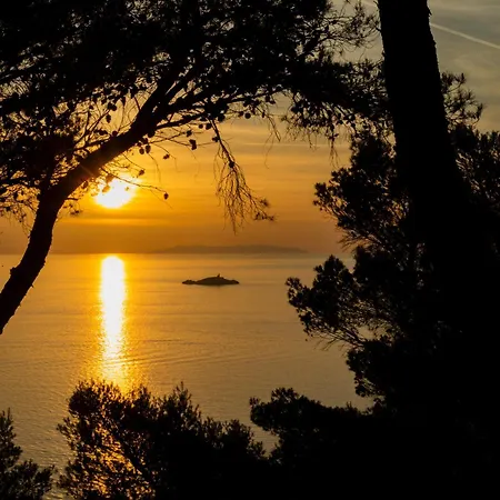 Le Ginestre فيلة Bagnaia (Livorno)