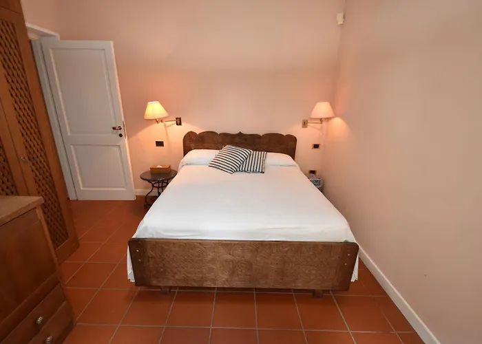 Villa Le Ginestre Bagnaia (Livorno)