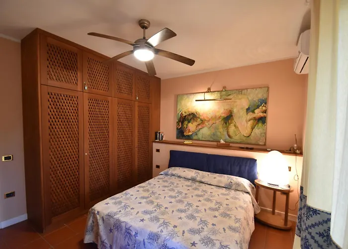 Le Ginestre فيلة