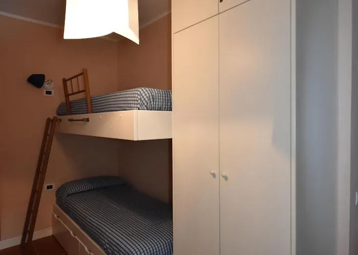 فيلة Le Ginestre *