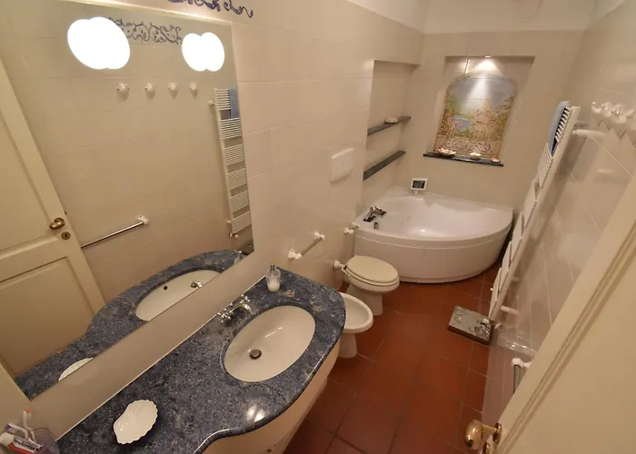 فيلة Le Ginestre Bagnaia (Livorno)