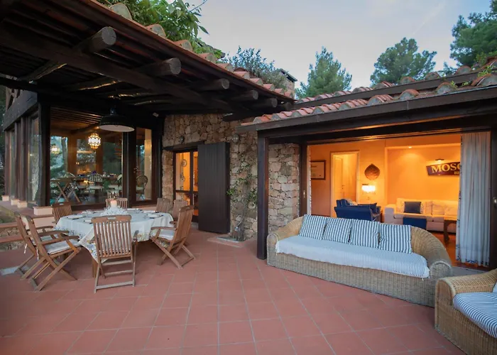 فيلة Le Ginestre Bagnaia (Livorno)