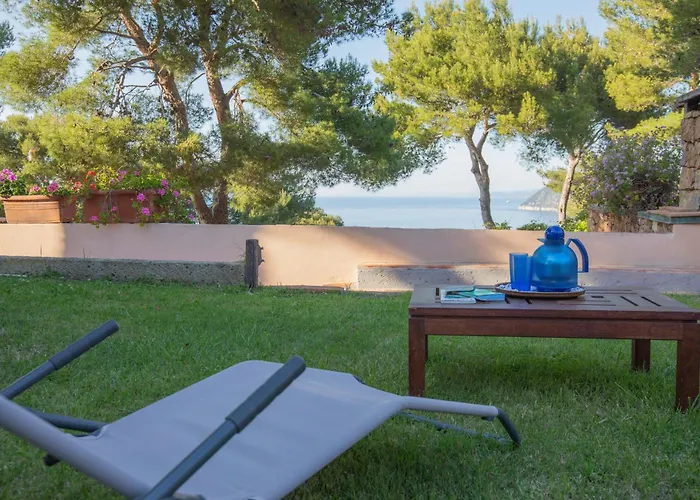 Le Ginestre Villa Bagnaia (Livorno)